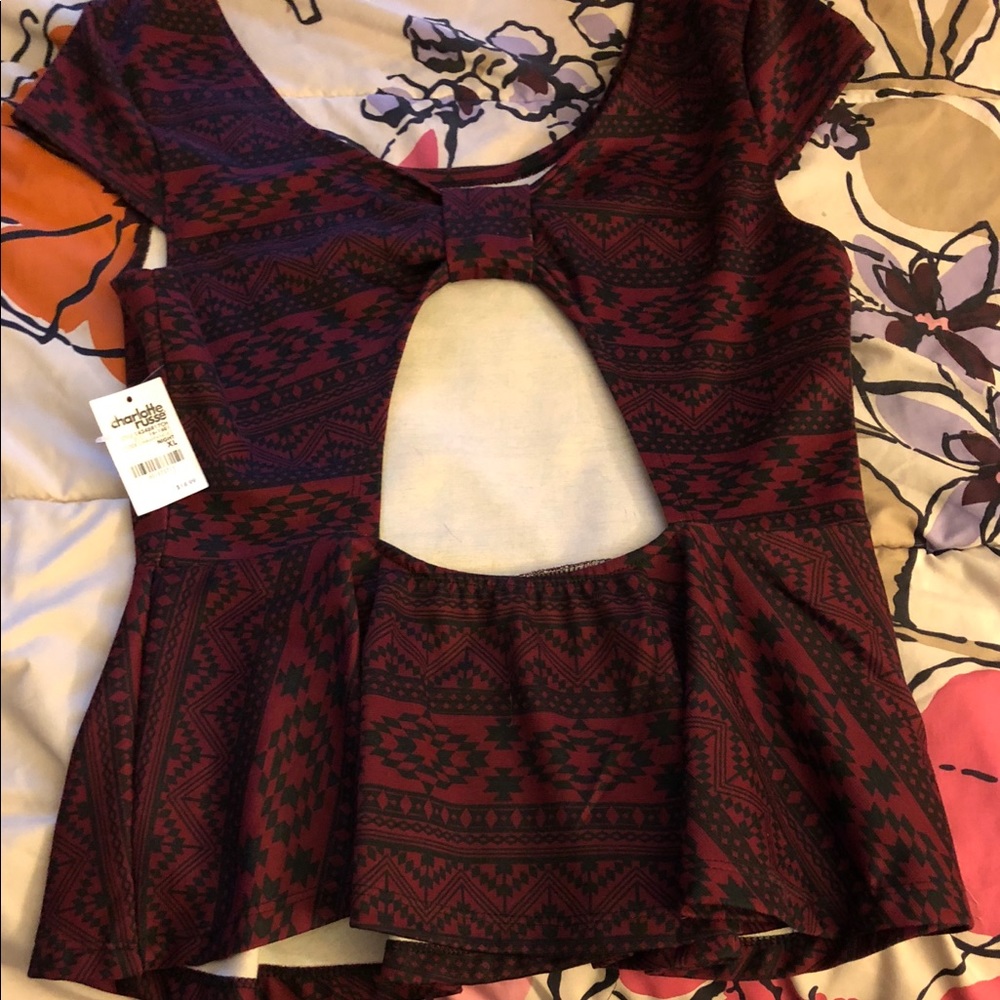 Aztec Pattern Blouse - Picture 2 of 3